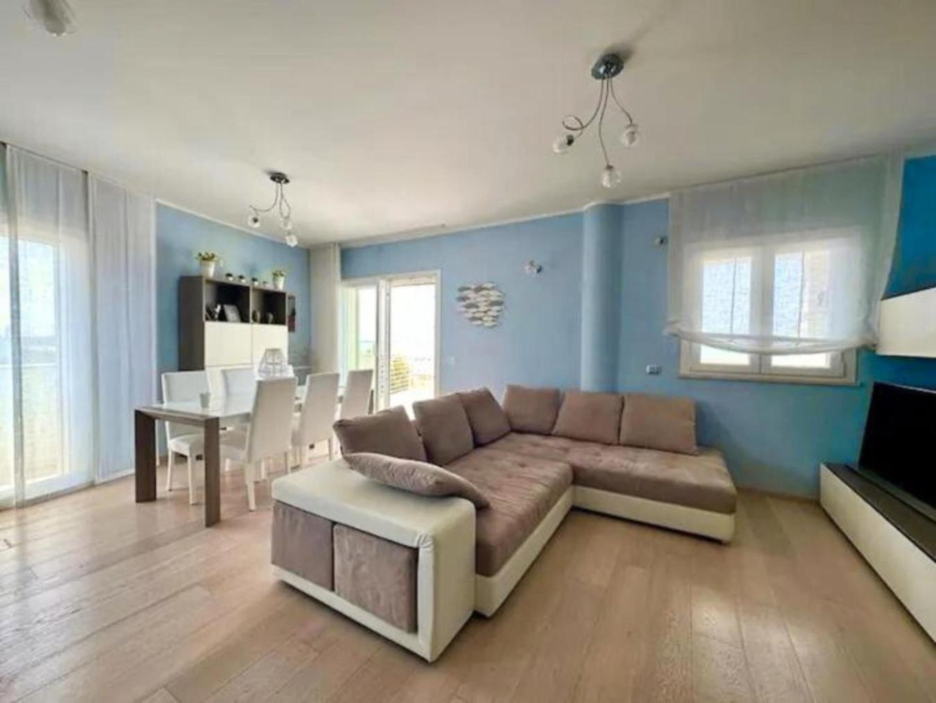 Sigis House - Independent Apartment Sea View Fiumicino Bagian luar foto